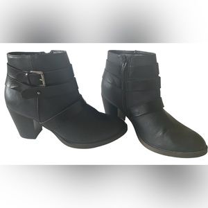 Rampage Vinci Booties Women's  Size 8.5M  Black Ankle Boots Buckles Zippers
